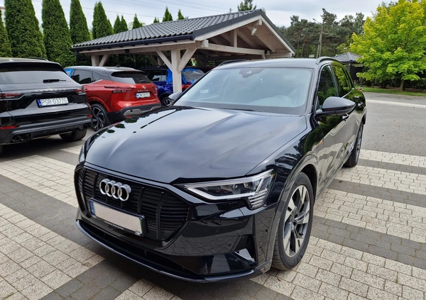 Audi e-tron cena 155000 przebieg: 59000, rok produkcji 2021 z Legnica małe 631